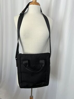 BLACK WATERFIELD DESIGNS VERTIGO 2.0 LAPTOP BAG WITH TOP HANDLES